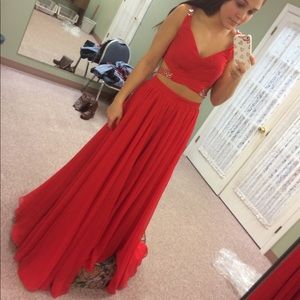 Prom dress size 6 only worn once.